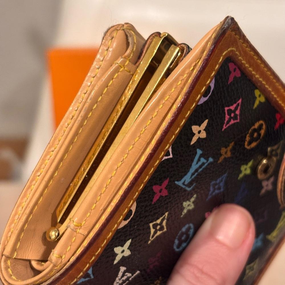 Louis Vuitton Takashi Murakami Monogram Portefeuille Viennois Kisslock Wallet - Picture 15 of 16